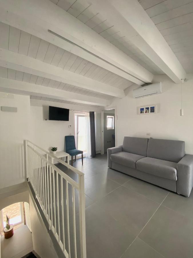 Al Duomo Rooms Корато Экстерьер фото